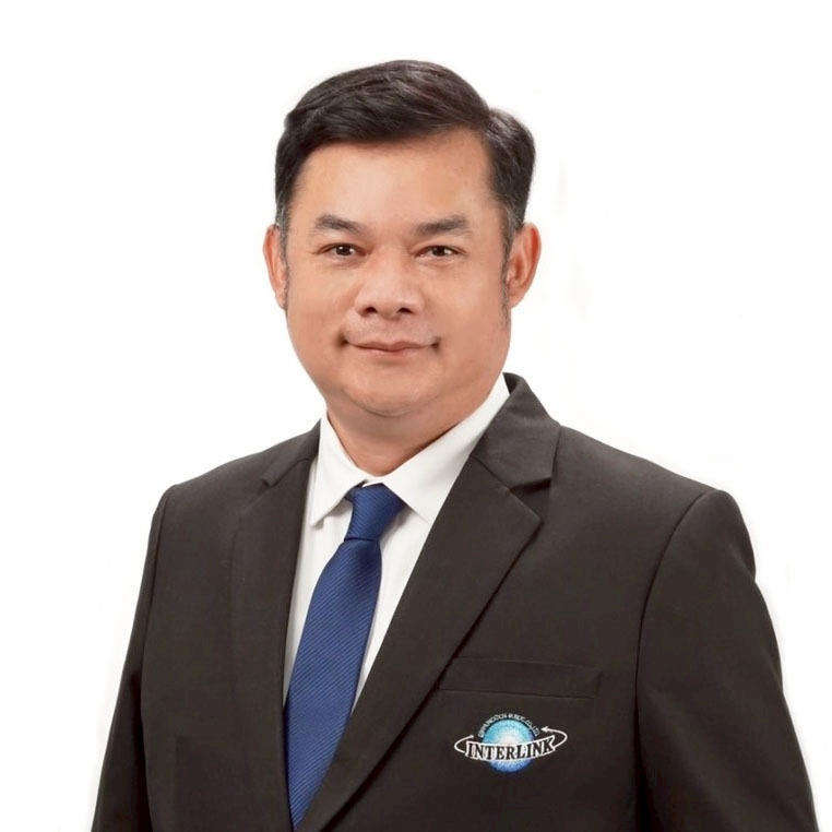 นายวัชรพงษ์ ไชยเจริญ